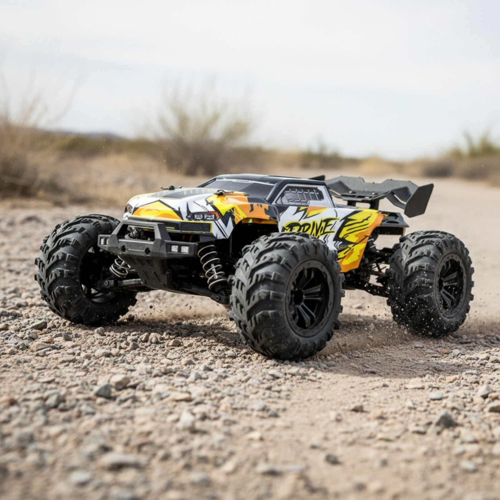 Voiture RC 16102PRO 4WD Brushless : Véhicule Tout-Terrain Rapide 1:16 (70 KM/H)