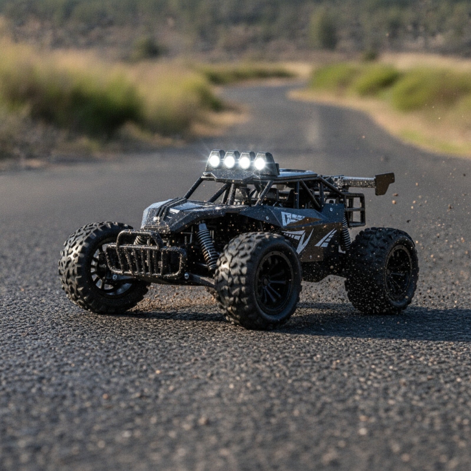 Buggy RC 1:16 2WD : Voiture Télécommandée Tout-Terrain pour Enfants